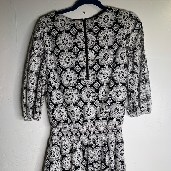 Alice + Olivia Cream & Black Geraldine Dress Size 4 - Picture 3 of 6